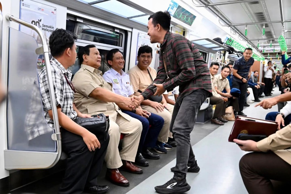 Transportasi Publik, Bangun Sistem Perkeretaapian Nasional, Presiden Prabowo Resmikan Stasiun Tanah Abang Baru