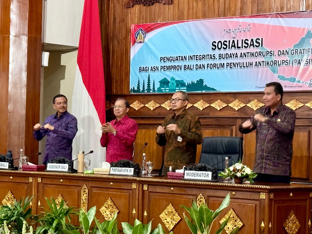 Dokumentasi dari - Ingatkan ASN, Koster Ungkap Kasus OTT, Pemprov Bali Peringkat Pertama MCP KPK