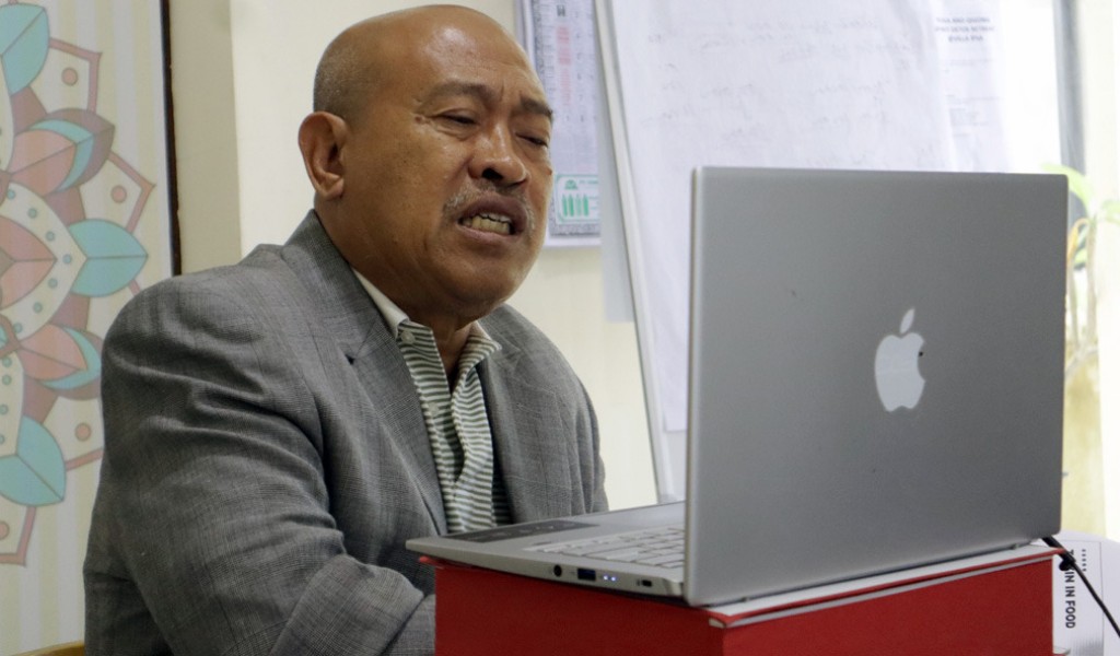 Hidup Sehat dengan Herbal: Pak Oles Hidupkan Semangat Ayurveda di Tengah Masyarakat