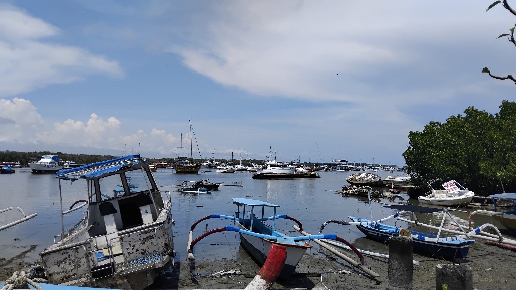 Polemik LNG di Periaran, Wayan Patut Minta Dukungan; Jangan Biarkan Serangan Sendirian