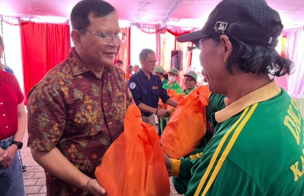 Dokumentasi dari - Pemkab Buleleng Terus Upayakan Kesejahteraan Petugas Kebersihan di DLH