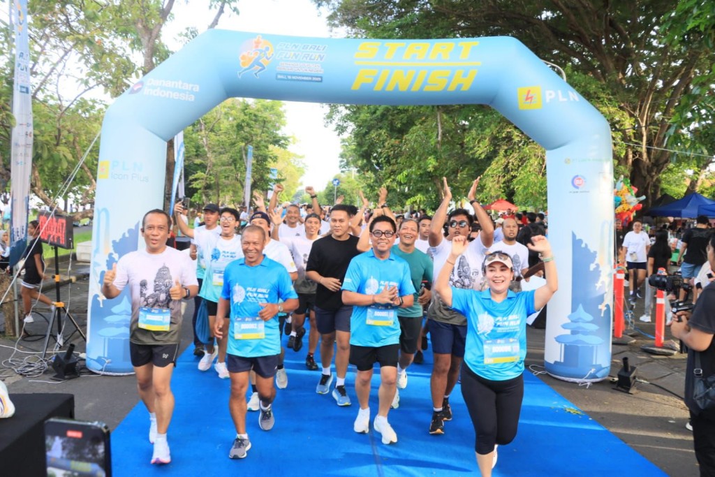 Dokumentasi dari - Wawali Arya Wibawa Apresiasi Pelaksanaan PLN Bali Fun Run 