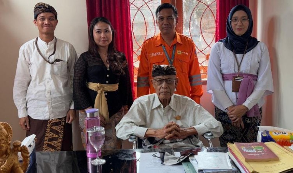 Dokumentasi dari - Imbauan Pemasangan Penjor dari Jaringan Listrik, PLN Klarifikasi?