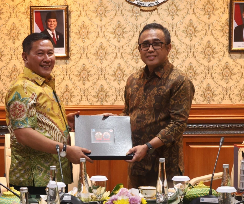 Dokumentasi dari - Walikota Jaya Negara Terima Kunjungan Walikota Bukittinggi, H.M Ramlan Nurmatias