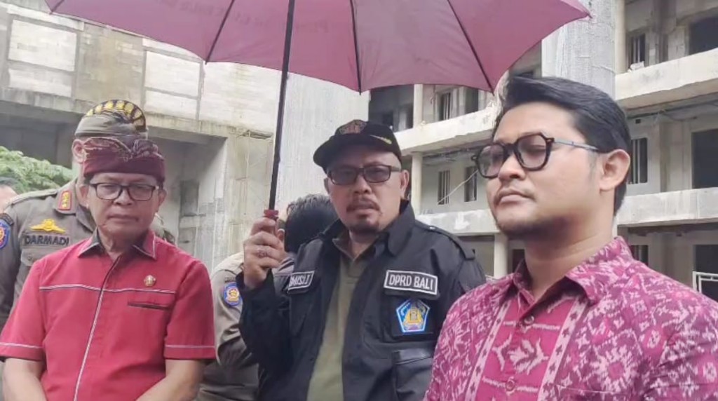 Sidak Pansus TRAP DPRD Bali, Oka Antara Bongkar Pelanggaran Berat di JW Marriott: Irigasi Subak Ditutup, Lahan Tebing Disalahgunakan