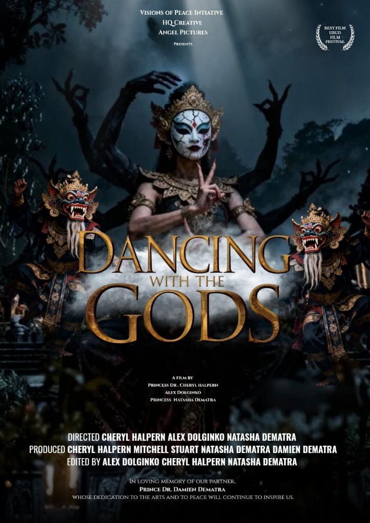 Visions of Peace Rilis "Dancing With the Gods" di Puri Agung Klungkung