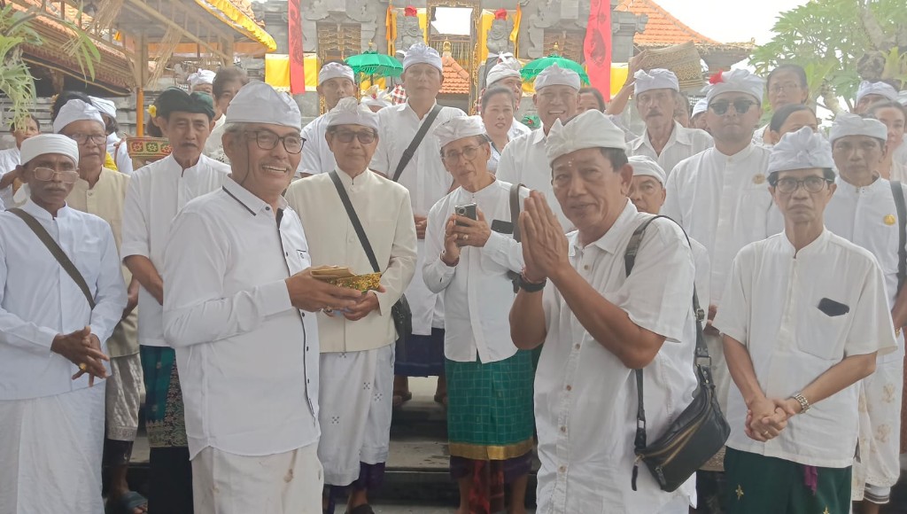 Semeton SNKK Gelar Melaspas dan Pujawali, Spirit Gotong Royong Membangun Pura Kawitan Kian Menggema