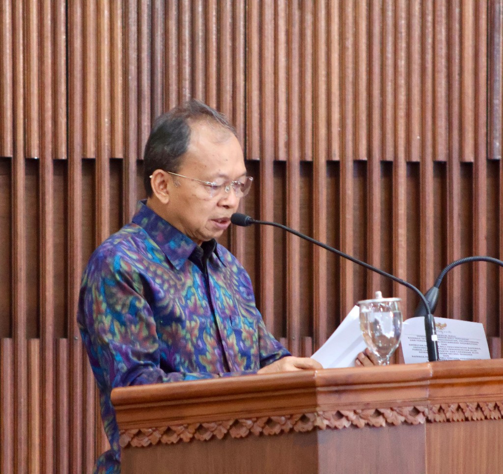 Gubernur Bali Sampaikan Dua Raperda dan Tanggapan terhadap Raperda Penghormatan, Perlindungan, dan Pemenuhan Hak Disabilitas