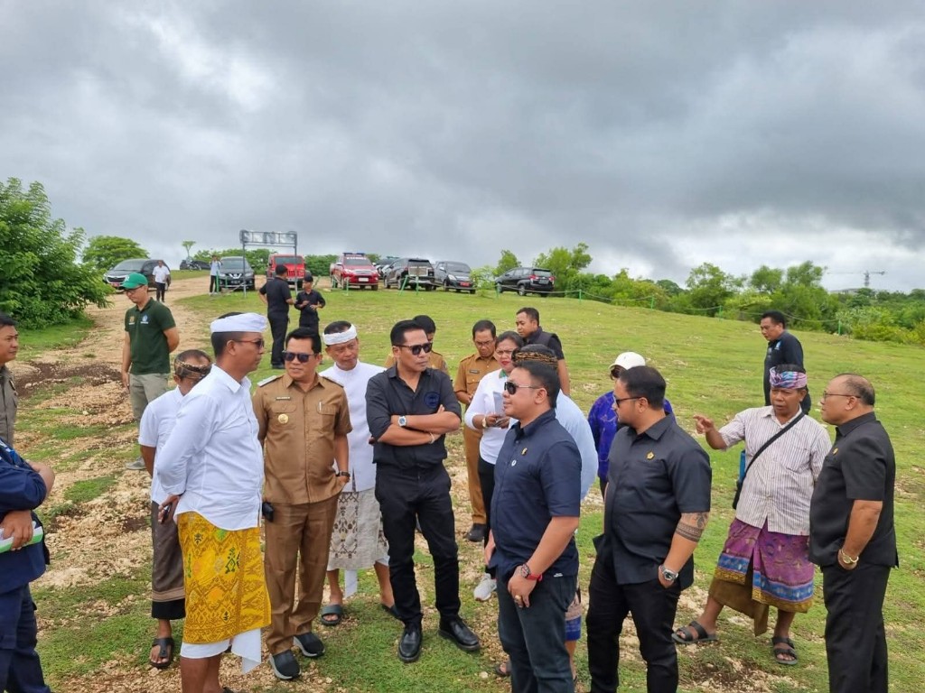 Dokumentasi dari - Komisi I, II, dan III DPRD Badung Sidak Proyek Akomodasi Wisata hingga Tempat Karaoke