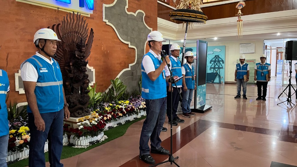 PLN UID Bali Terjun ke Sumatera: Relawan Dikerahkan Pulihkan Pasca Banjir