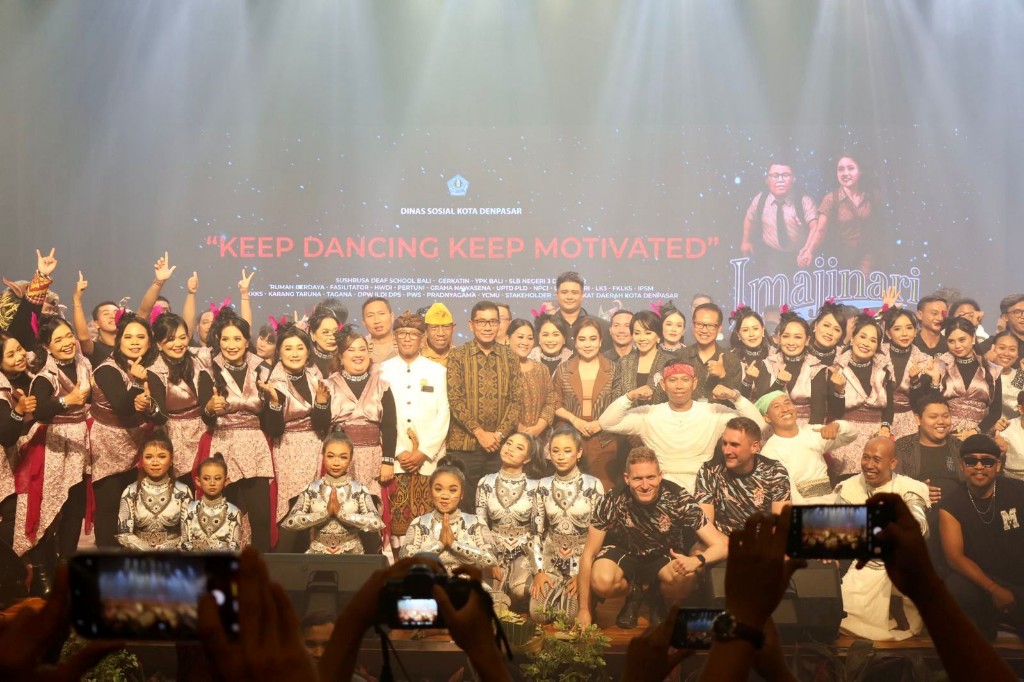 Pegelaran Mahakarya Seni Inklusif ke-11 Puncaki Peringatan Hari HDI Dan HKSN Tahun 2025 di Denpasar 