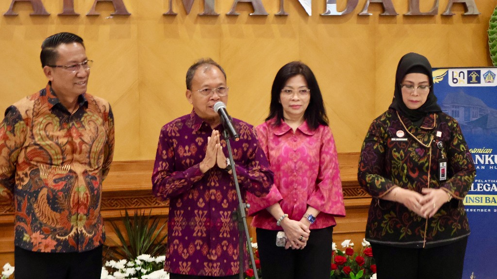 Apresiasi Pembukaan POSBAMKUM di Seluruh Bali, Koster: Sinergi agar Beroperasi  Efektif Berkelanjutan