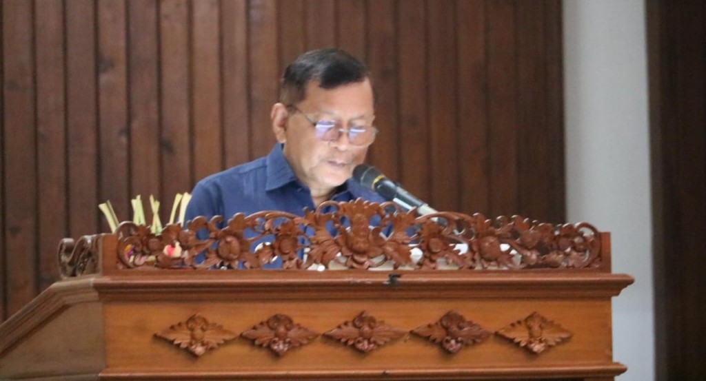 Dokumentasi dari - Bupati Buleleng Sampaikan Jawaban Atas Ranperda Tentang Penanggulangan Kemiskinan, YangTelah Ditanggapi Dewan