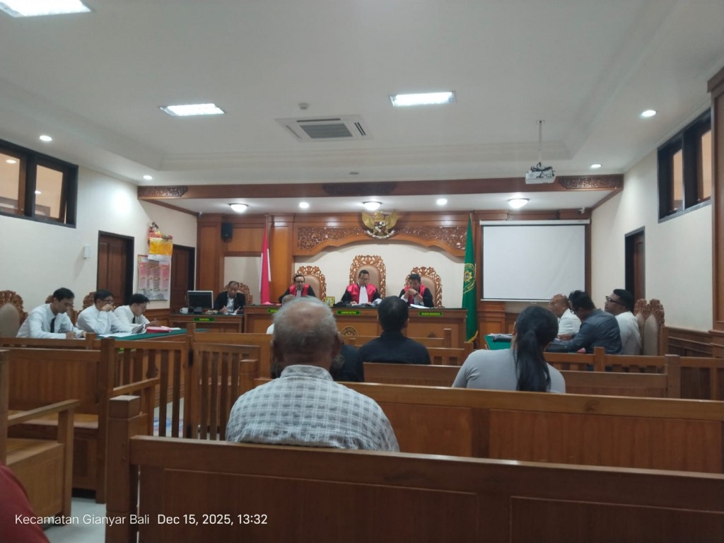 Dokumentasi dari - ARUN Bali Dukung Masyarakat Kepemilikan Sah, Sidang Sengketa Tanah di Subak Petulu Andong Gianyar