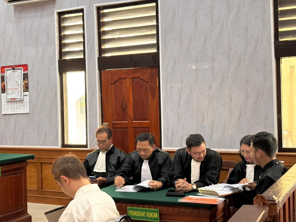 Dokumentasi dari - Kontradiksi di Ruang Sidang: Replik JPU dan Fakta Penguasaan The Umalas