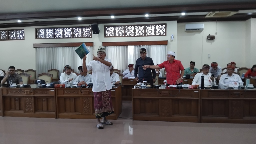 Dokumentasi dari - Terancam Dicabut UNESCO, Pansus TRAP DPRD Bali Panggil 13 Lebih Pemilik Bangunan Liar Akomodasi Pariwisata Jatiluwih