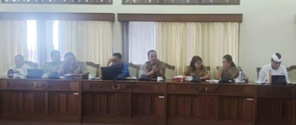 Perkuat Perlindungan Lahan Produktif, Komisi I DPRD Bali Dorong Peran Desa Adat dalam Ranperda