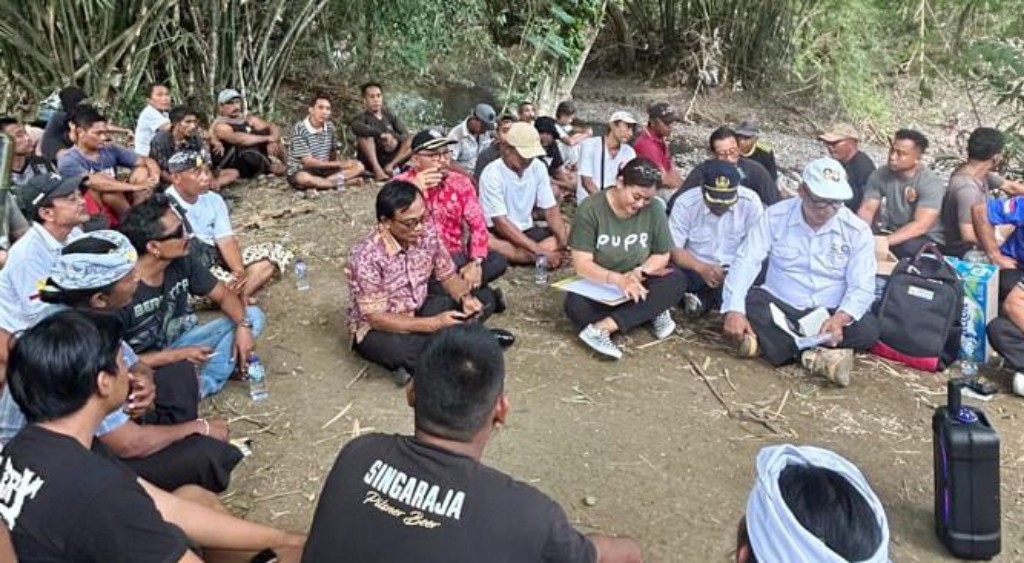 Kawasan Antiga Dihantui Banjir, Tagel Winarta Turun Langsung ke Proyek, Soroti Perizinan dan Pelanggaran Sempadan Sungai