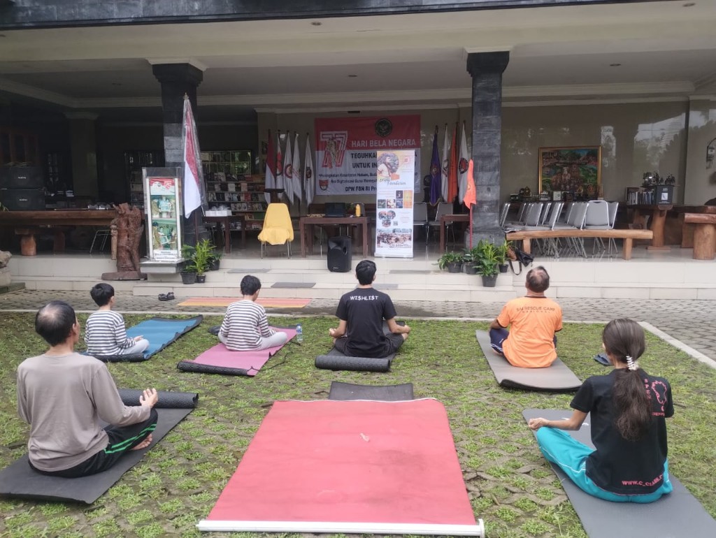 Dokumentasi dari - Sembuhkan Tubuh dan Pikiran Anda dengan Sanatan Kriya