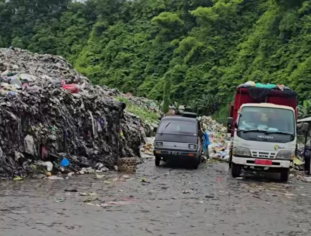 Putu Artha Penasaran, Pantau TPA Landih, Nilai Tak Layak