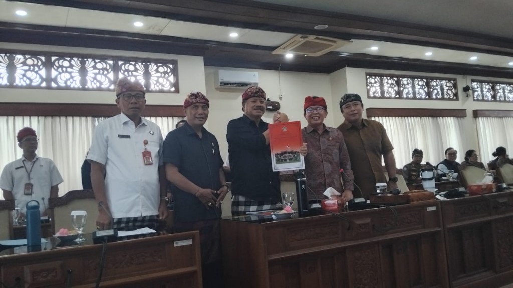 Dokumentasi dari - Gaduh Jatiluwih, Pansus TRAP DPRD Bali Keluarkan Rekomendasi Moratorium Lindungi WBD UNESCO