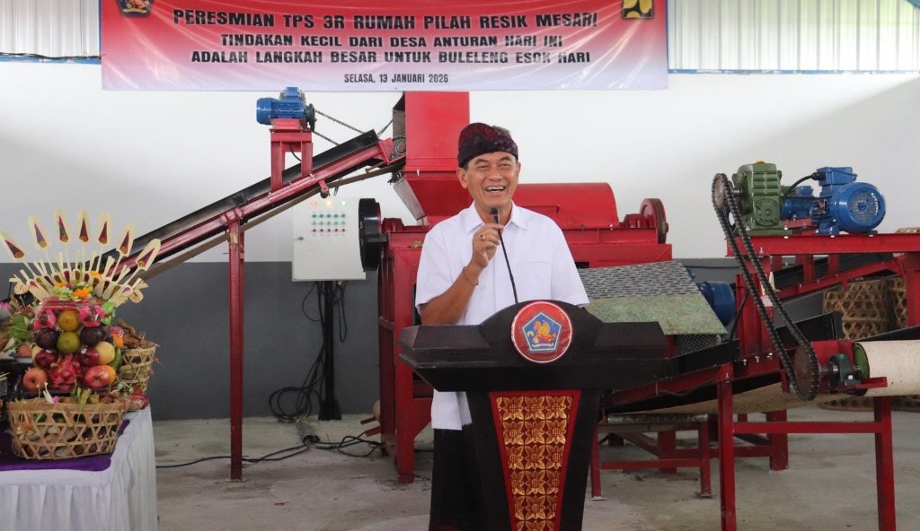 Dokumentasi dari - Wakil Bupati Buleleng Resmikan TPS 3R Rumah Pilah Resik Mesari Desa Anturan, Terintegrasi Dengan TTG