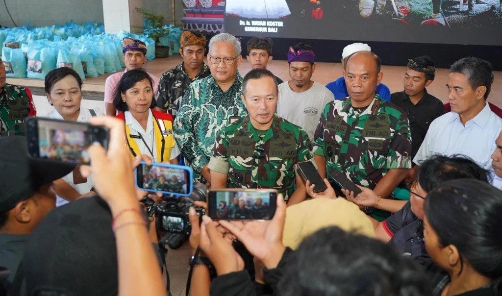 Dokumentasi dari - Pangdam IX/Udayana Resmikan 10 Unit RTLH Hasil Kolaborasi Lintas Sektor di Buleleng