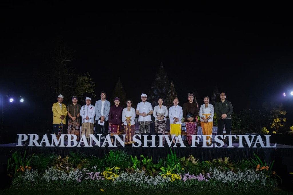 Dokumentasi dari - Shivaratri di Prambanan, Ribuan Umat Hindu Hadiri Pembukaan Prambanan Shiva Festival 2026