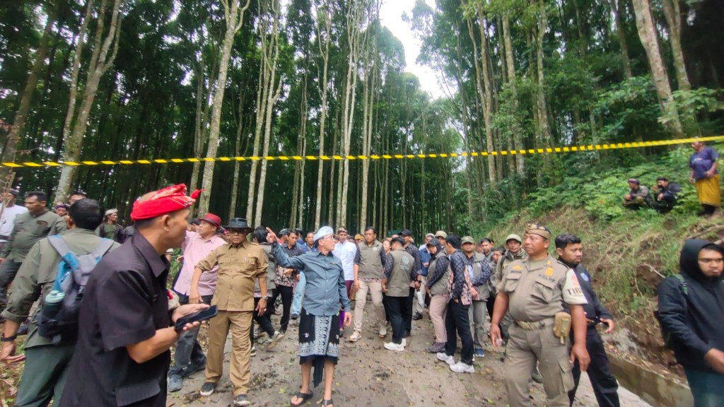 Dokumentasi dari - Pansus TRAP DPRD Bali Sidak Hutan Kembang Merta, Dugaan Kejahatan Lingkungan Terancam Pidana
