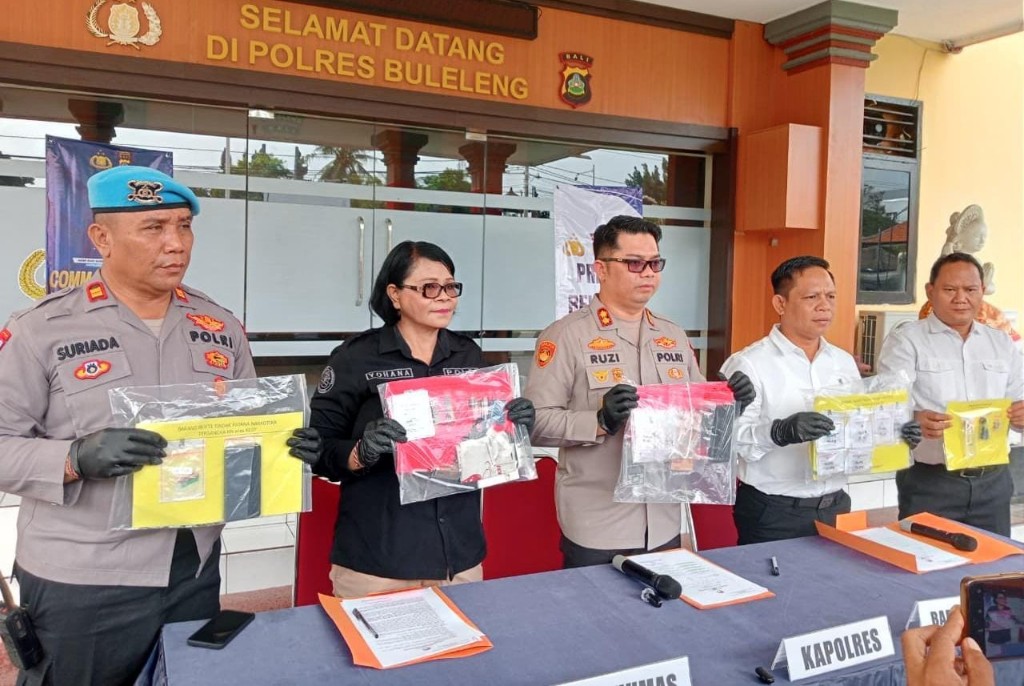 Dokumentasi dari - Polres Buleleng Ungkap 5 Kasus Narkoba, Berhasil Mengamankan Barang Bukti Sabu 15,31 Gram Bruto