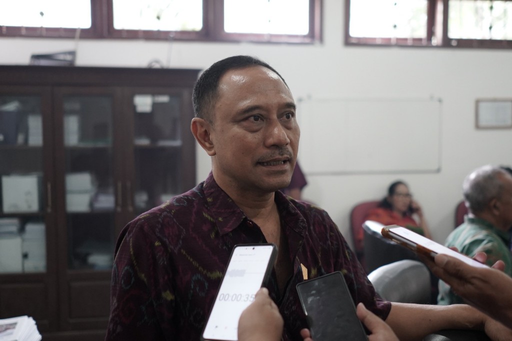 PDPRD Buleleng Tekankan Reward dan Punishment dalam Ranperda Penanggulangan Kemiskinan