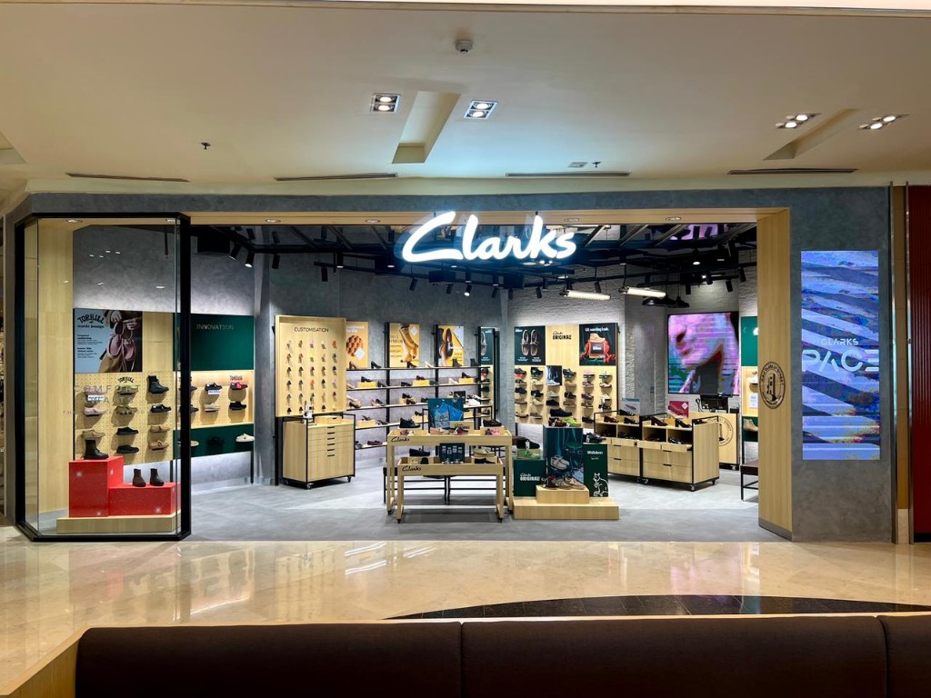 Personalization Corner Eksklusif; Clarks Hadirkan Store Terbaru di Grand Indonesia