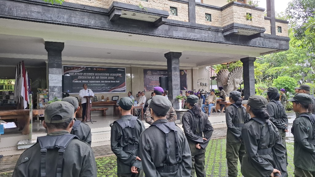 Membangkitkan Api Bela Negara: Rektor Unud Buka Diklatsar Menwa Ugraçena Angkatan ke-40