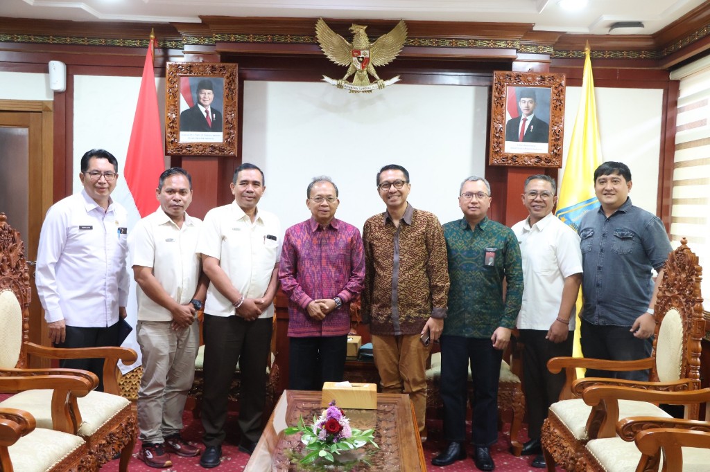 Gubernur Koster Dukung Maraton Prama Sanur Beach, Libatkan 4500 Pelari, Dari 32 Negara 