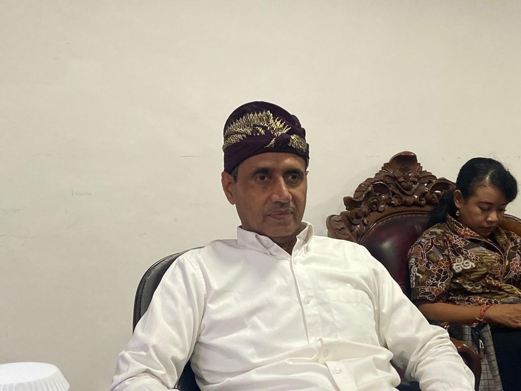 Dr. Somvir Usulkan Pemerintah Pusat Sediakan Satu Pulau Untuk Penampungan Sampah Bali