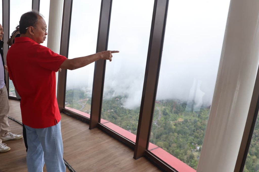 Gubernur Koster Tinjau Progres Pengerjaan Fasilitas Pendukung Turyapada Tower, Target Operasi Akhir 2026  