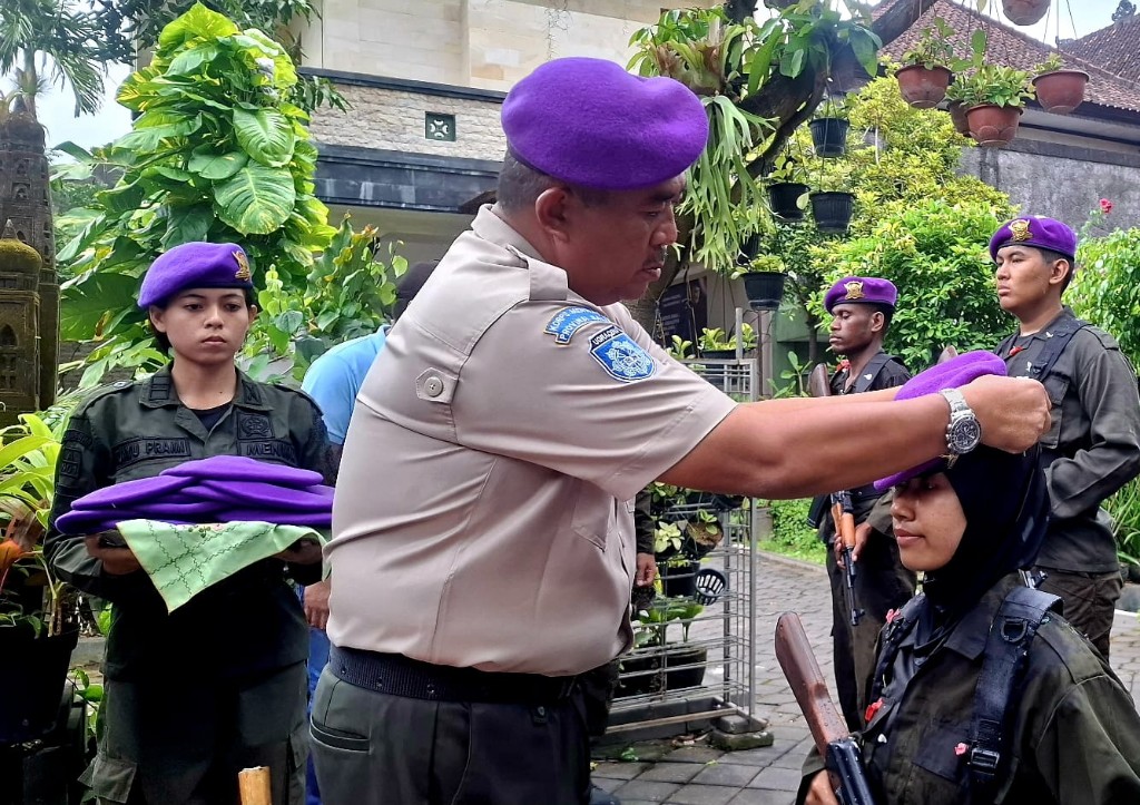 Prof. Dr. dr. I Ketut Suyasa Resmi Tutup Diklatsar Menwa Ugraçena Angkatan ke-40