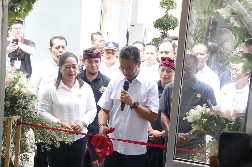 Launching Rumah Pajang UMKM Singa Ratna, Wabup Buleleng Dorong Penguatan Promosi Terpusat