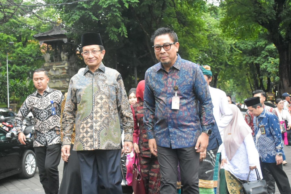 Dokumentasi dari - Parade Budaya Bhakti Pertiwi Widyalaya, Komitmen Perkuat Pendidikan Hindu Wujudkan Generasi Unggul dan Berkarakter