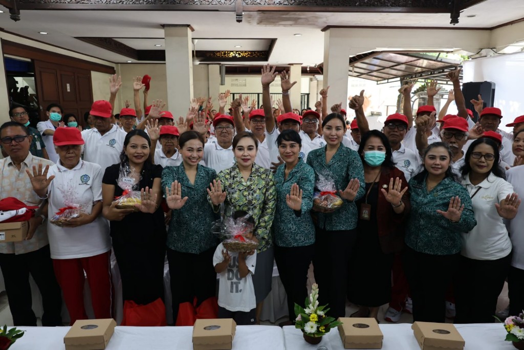 Dokumentasi dari - Pemkot Denpasar Gandeng TP PKK Laksanakan Pembukaan Posyandu Paripurna dan Posyandu 6 SPM