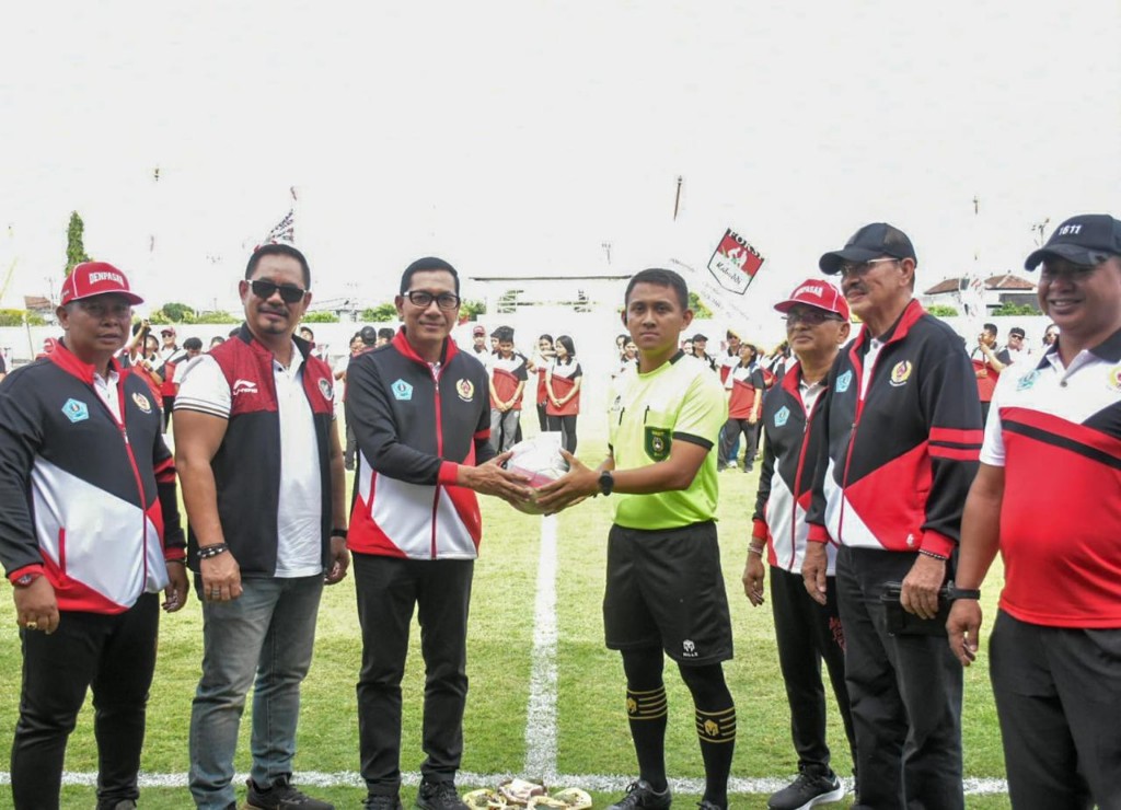 Walikota Cup XVI Tahun 2026 Resmi Dibuka, Jadi Ajang Kompetisi Wujudkan Atlet Denpasar Sehat, Kuat dan Berprestasi