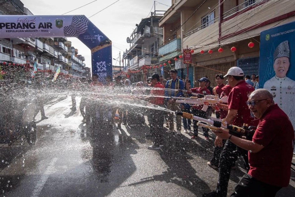 Masuk KEN 2026, Festival Perang Air Meranti Dongkrak Wisata dan Ekonomi Lokal