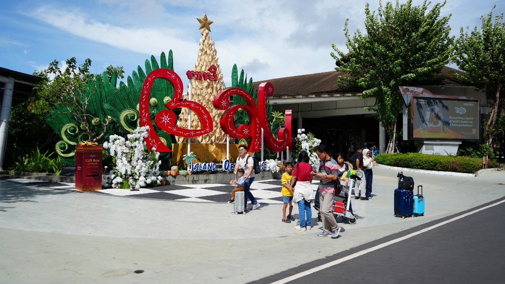 Perang Israel - Iran, Penundaan Penerbangan Bandara Ngurah Rai dari Emirates hingga Qatar Airways