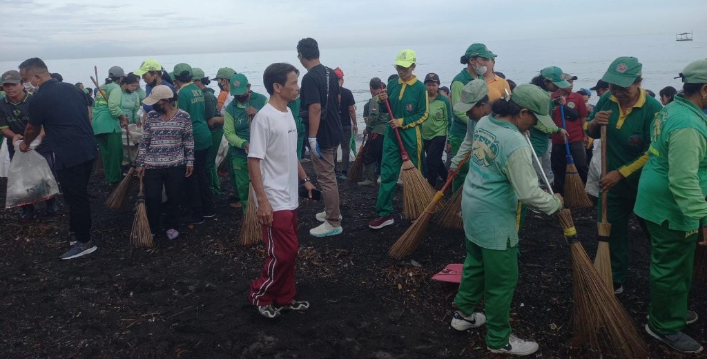 Gerakan Bali Bersih Sampah, Libatkan Ribuan Masyarakat, Di Kawasan  Pantai di Buleleng