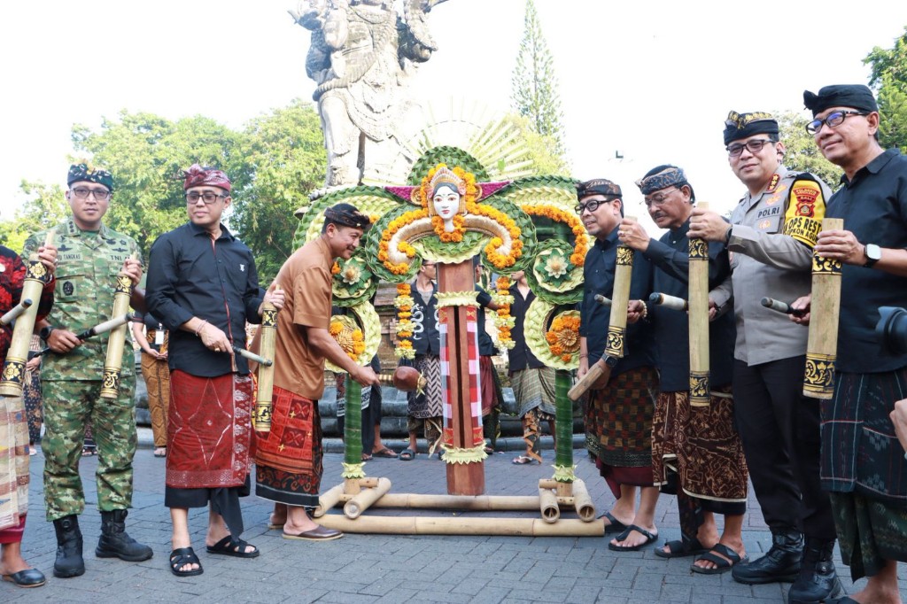 Dokumentasi dari - Walikota Jaya Negara Sebut,  Kasanga Festival Denpasar Jadi Wahana Kreativitas dan Penguatan Budaya Bali, Siapkan Waste Management Pengolahan Sampah