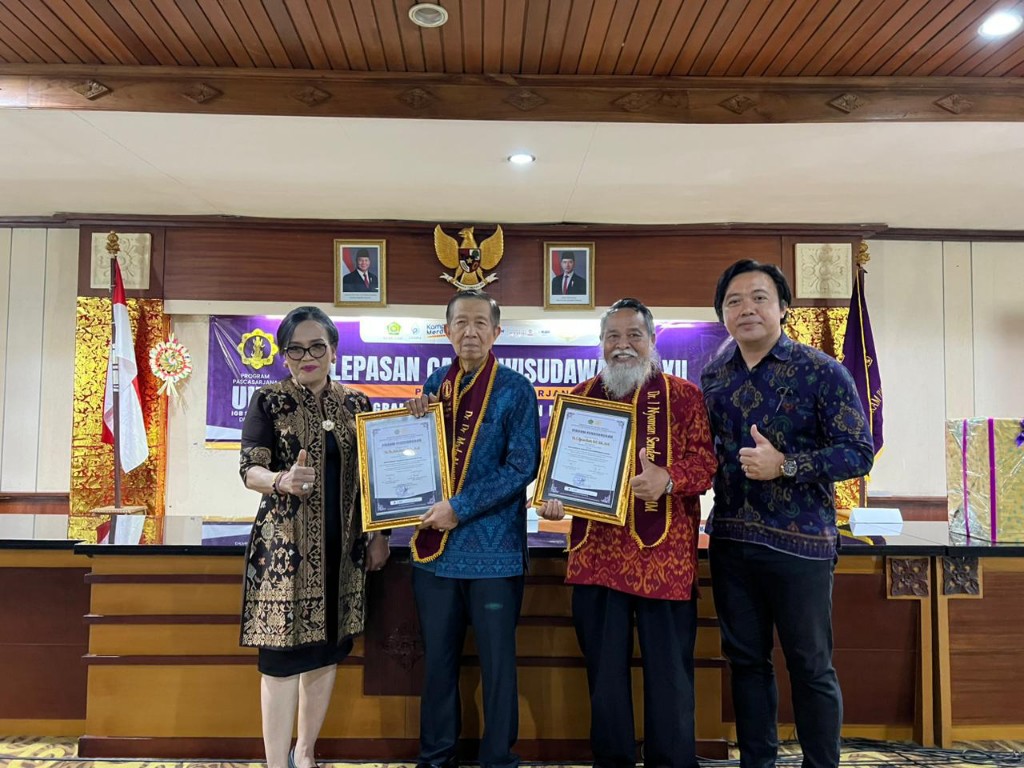 Mangku Pastika Raih Penghargaan Mahasiswa Teladan dan Berprestasi, Pelepasan Calon Wisudawan Program Pascasarjana UHN IGB Sugriwa