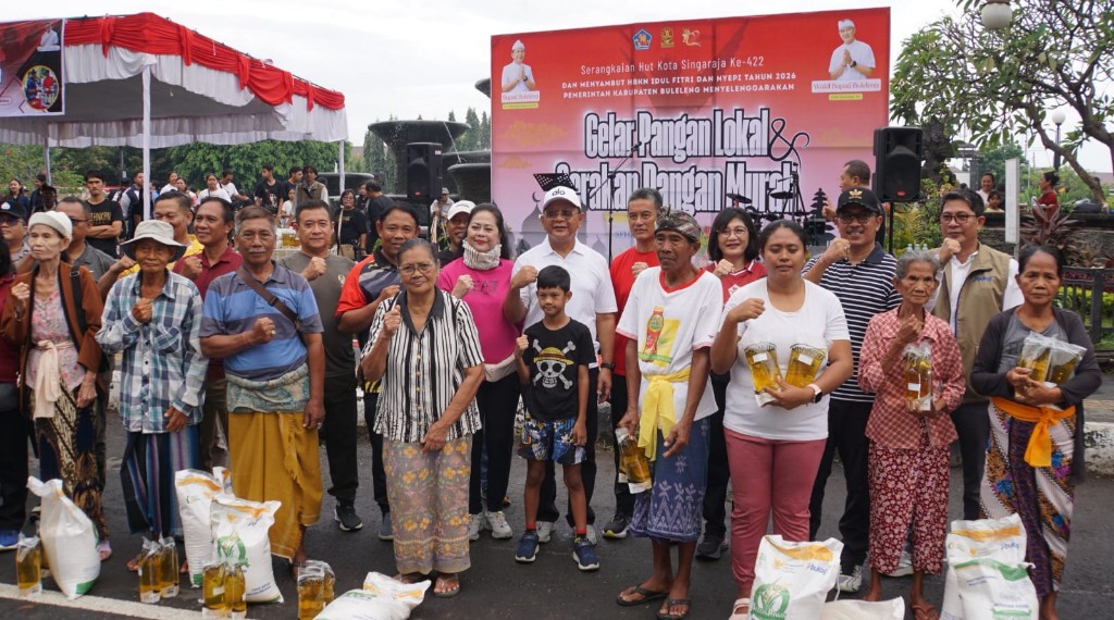 Gelar Pangan Lokal, Gerakan Pangan Murah, Lomba Makan Buah Lokal, Semarakkan HUT Ke-422 Kota Singaraja