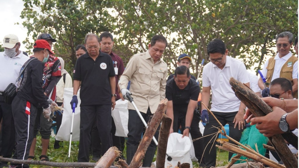 Bali Jadi Sorotan Dunia, Menteri LH Minta Sampah Jangan Coreng Pariwisata Indonesia