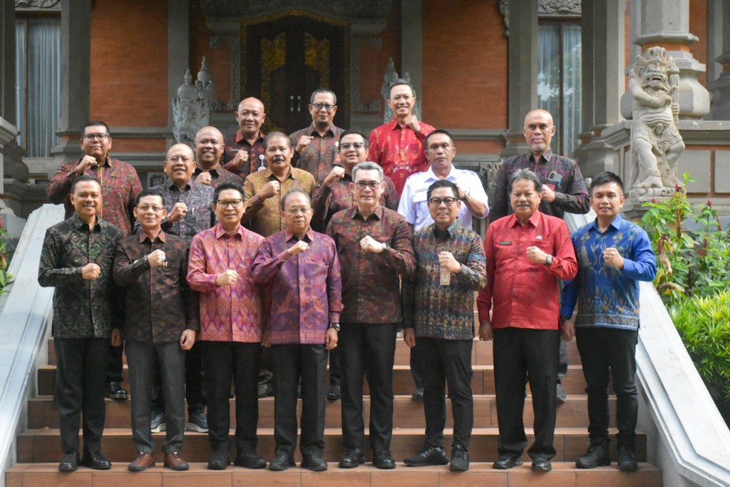 Wawali Arya Wibawa Hadiri RUPS PT. Jamkrida Bali Mandara