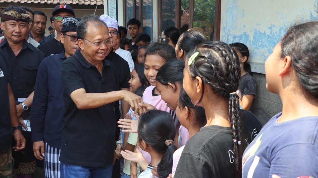 Gubernur Koster Upayakan SDN 5 Banjar Kembali KBM Secepatnya